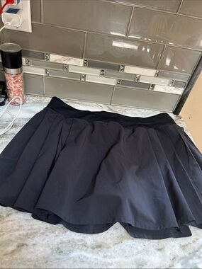 Lululemon Pace Rival Mid Rise Skirt Sz  10 Black Yoga Golf Pickleball Run Skort